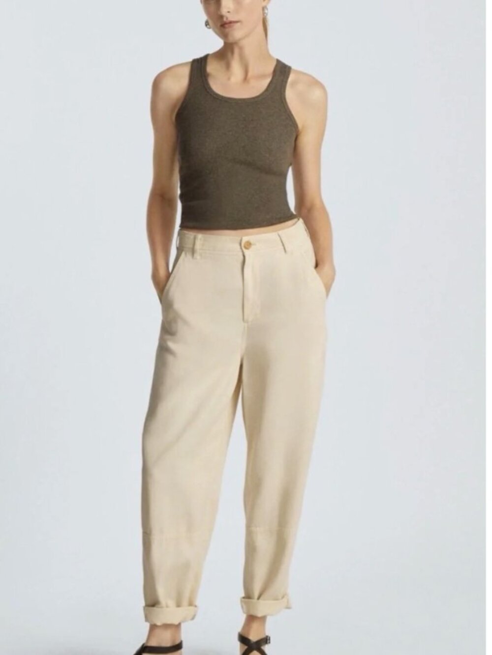 Everlane The Tencel Relaxed Chino Barrel Pant- Size 2